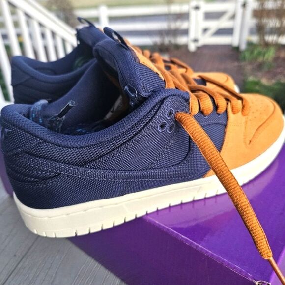 NIKE SB DUNK LOW PRO PRM 90's backpacks sneakers MENS 7 WOMENS 8.5 new in box - Picture 1 of 15